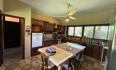 Casa en  venta Gonnet