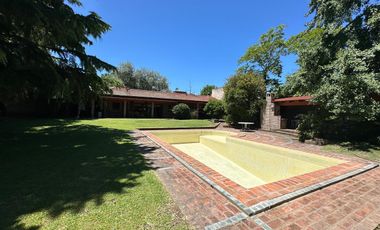 Casa en  venta Gonnet