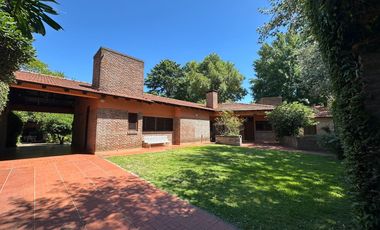 Casa en  venta Gonnet