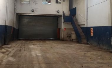 Depósito en venta - 352mts2 - Avellaneda