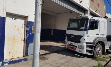 Depósito en venta - 352mts2 - Avellaneda