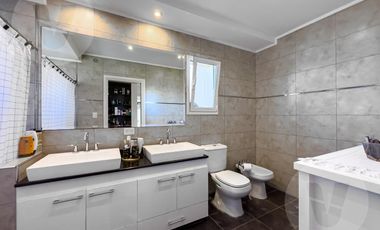 Casa a pulmón verde en venta - Barrio La Horqueta de Echeverría, Canning