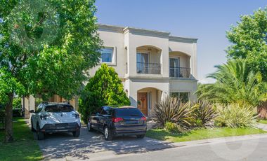 Casa a pulmón verde en venta - Barrio La Horqueta de Echeverría, Canning