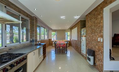 Casa en  Funes