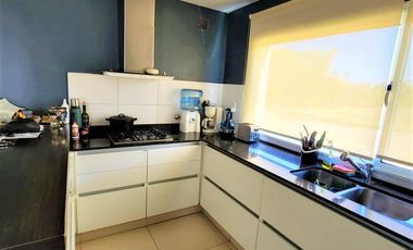 Casa en San Marino (Funes Hills)