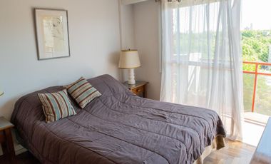 Departamento de 4 ambientes con dependencia de servicio y cochera en venta en Vicente Lopez