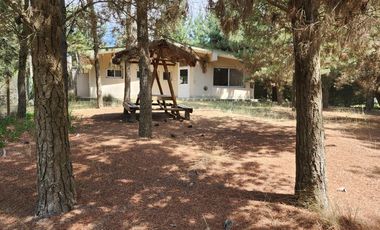 Casa en venta - 4 Dormitorios 2 Baños - Cocheras - 1000Mts2 - Residencial I