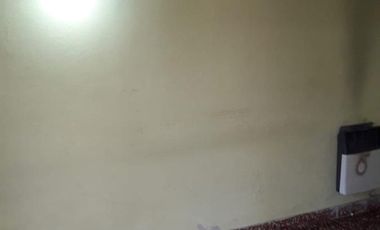 Casa en venta - 2 Dormitorios 1 Baño - 300Mts2 - Lomas de Zamora