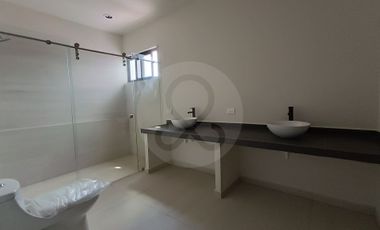 Casa en condominio en venta en San Sebastián
