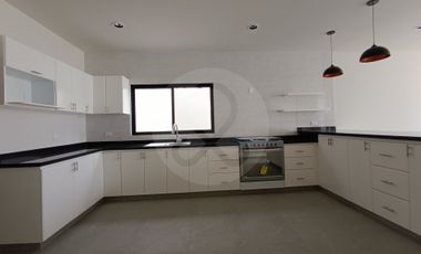Casa en condominio en venta en San Sebastián