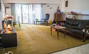 VENTA IMPORTANTE PROPIEDAD EN ECHESORTU. GALPÓN, LOCAL Y VIVIENDA.