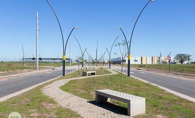 Galpón en Ciudad Industria - Funes