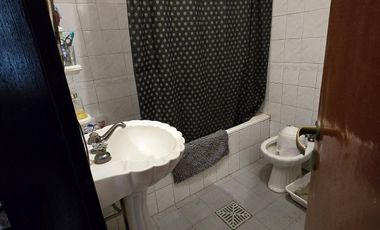 VENTA PH DE 3 AMBIENTES EN VILLA ADELINA
