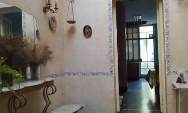 Petit hotel en venta en Caballito