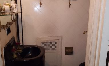 Petit hotel en venta en Caballito