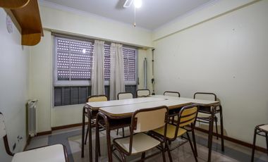 Edificio Comercial , 1200 m2,  para educación, oficinas, consultorios, Centro de Neuquén