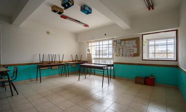 Edificio Comercial , 1200 m2,  para educación, oficinas, consultorios, Centro de Neuquén
