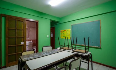Edificio Comercial , 1200 m2,  para educación, oficinas, consultorios, Centro de Neuquén