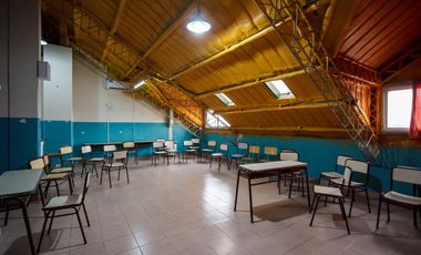 Edificio Comercial , 1200 m2,  para educación, oficinas, consultorios, Centro de Neuquén