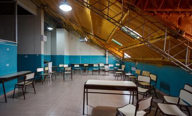 Edificio Comercial , 1200 m2,  para educación, oficinas, consultorios, Centro de Neuquén
