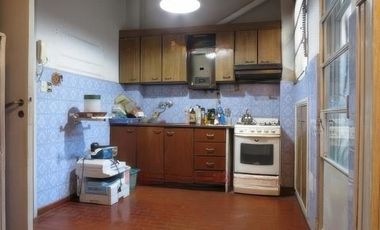 PH en venta - 2 dormitorios 1 baño - 176mts2 - Mataderos