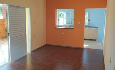 Vendo casa General Alvear