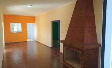 Vendo casa General Alvear