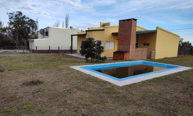 Vendo casa General Alvear