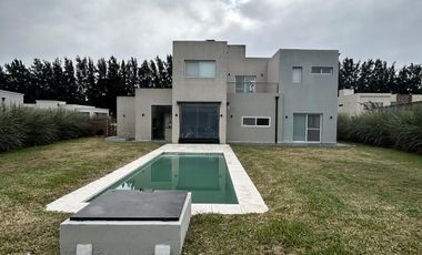 Casa en venta - Barrio Santa Ines, Canning