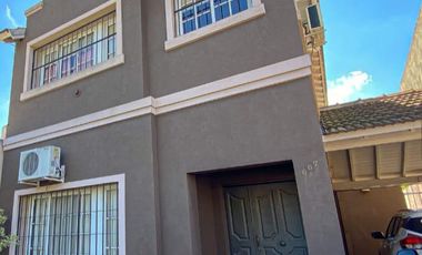Casa en venta 5 ambientes - Ituzaingo- Acepta permuta