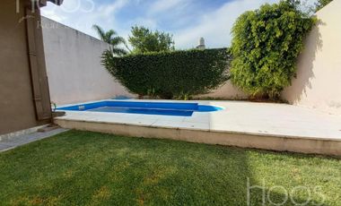 Casa en venta 5 ambientes - Ituzaingo- Acepta permuta