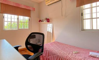 Casa en venta 5 ambientes - Ituzaingo- Acepta permuta