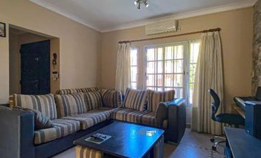 Casa en venta 5 ambientes - Ituzaingo- Acepta permuta