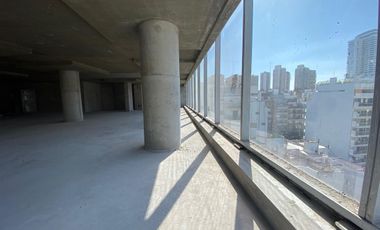 Alquiler Oficinas · Piso 500m2 · Impresionante vista a P. Las Heras 4 cocheras