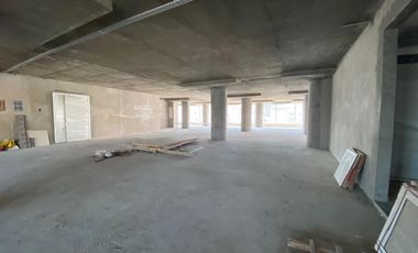 Alquiler Oficinas · Piso 500m2 · Impresionante vista a P. Las Heras 4 cocheras