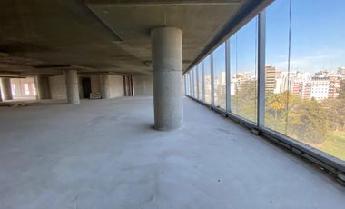 Alquiler Oficinas · Piso 500m2 · Impresionante vista a P. Las Heras 4 cocheras