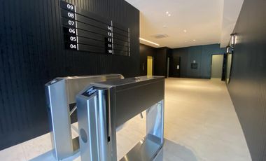 Alquiler Oficinas · Piso 500m2 · Impresionante vista a P. Las Heras 4 cocheras