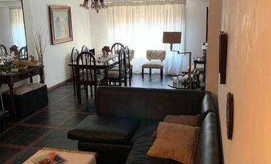 Venta PH 7 Amb.  en Flores  - Muy Buen Estado Con cochera, patio y parrilla