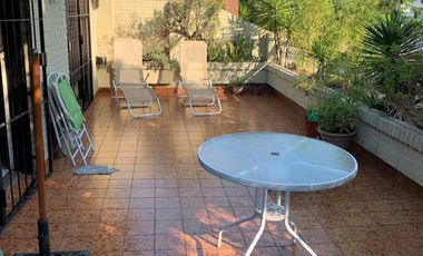 Venta PH 7 Amb.  en Flores  - Muy Buen Estado Con cochera, patio y parrilla
