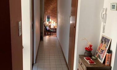 Venta PH 7 Amb.  en Flores  - Muy Buen Estado Con cochera, patio y parrilla