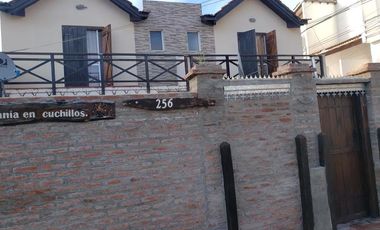 Casa en venta - 6 Dormitorios 3 Baños - Cocheras - 208Mts2 - Mar del Tuyú