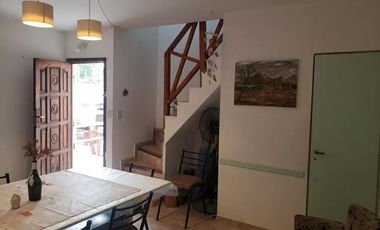 Casa en venta - 6 Dormitorios 3 Baños - Cocheras - 208Mts2 - Mar del Tuyú