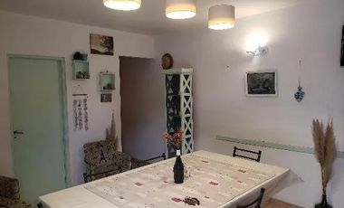 Casa en venta - 6 Dormitorios 3 Baños - Cocheras - 208Mts2 - Mar del Tuyú