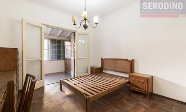 Casa en Barrio Parque Bernal