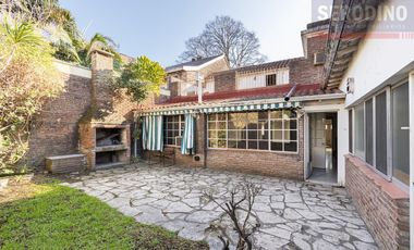 Casa en Barrio Parque Bernal