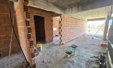 Venta - Departamento en pozo  - 2 Ambientes c/balcón - Villa Santa Rita