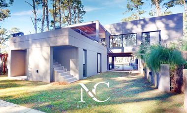 Casa en venta en Costa Esmeralda 4 dormitorios
