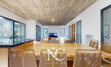 Casa en venta en Costa Esmeralda 4 dormitorios