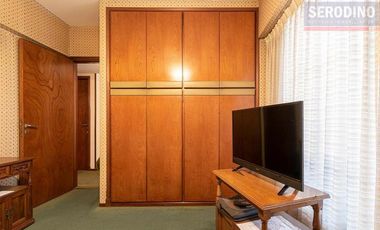 Chalet de 5 ambientes con parque