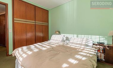 Chalet de 5 ambientes con parque